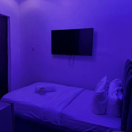 Vhs Vinchee Suites ラゴス エクステリア 写真